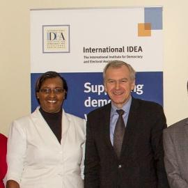 Keboitse Machangana, Donatille Mukabalisa, Yves Leterme & Jorge Jorge Valladares