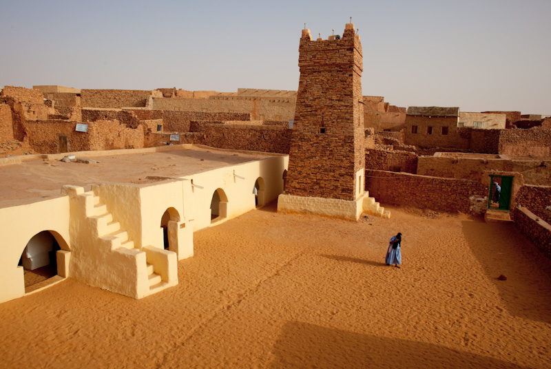 Chinguetti mosque. Photo credit: Swiatoslaw Wojtkowiak, https://www.flickr.com/photos/nygus/3543294959/in/photolist-6p7j9p-4HWTT7-2mZSA6q-6MFmAZ-2n7D5WU-2kP5YQR-7iRtKn-2knzXs2-2knzrEk-2k9AiRc-2kk2bFi-6pFo2U-2kNc41C-2kk2ScU-2keJLvi-2h9hy1s-BzLtgr-2kSuLe8-2mZT1JT-2mZU6a8-2n81cVw-2n89pfn-2kn9XrQ-2k9DBtK-2kQzJSn-62WxUo-F12Ap-2kjXqF7-4sdtk7-2n8dbta-coB91E-SRe2pw-2dc6L7M-2n7Vmck-2kTUFZq-2kPJi32-68qzQw-4wMF1i-2n8coGS-fCes5U-E8vpHf-2kNq5tN-4s9iig-2k9FGzZ-7JEu1j-2kS1xx3-2hN6rsT-2krv86v-2T5HAF-4q9b5R Featured image