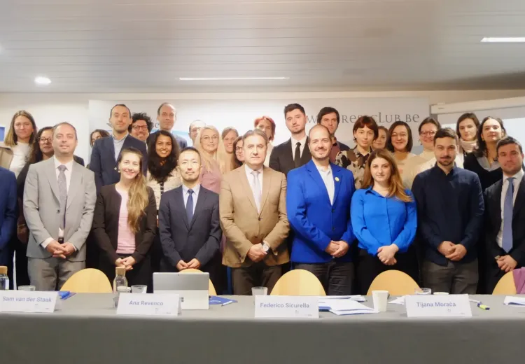 Group photo of workshop participants