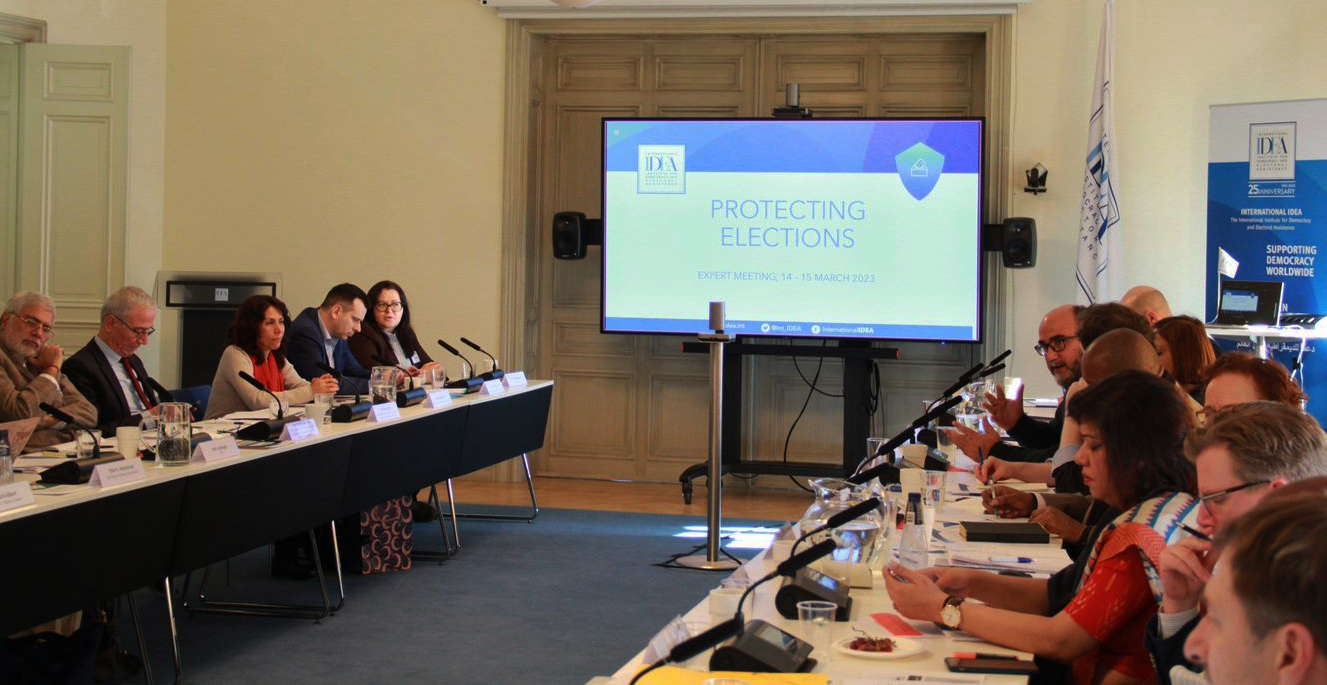 Reunión sobre protección de las elecciones en marzo de 2023 en IDEA Internacional en Estocolmo, Suecia.