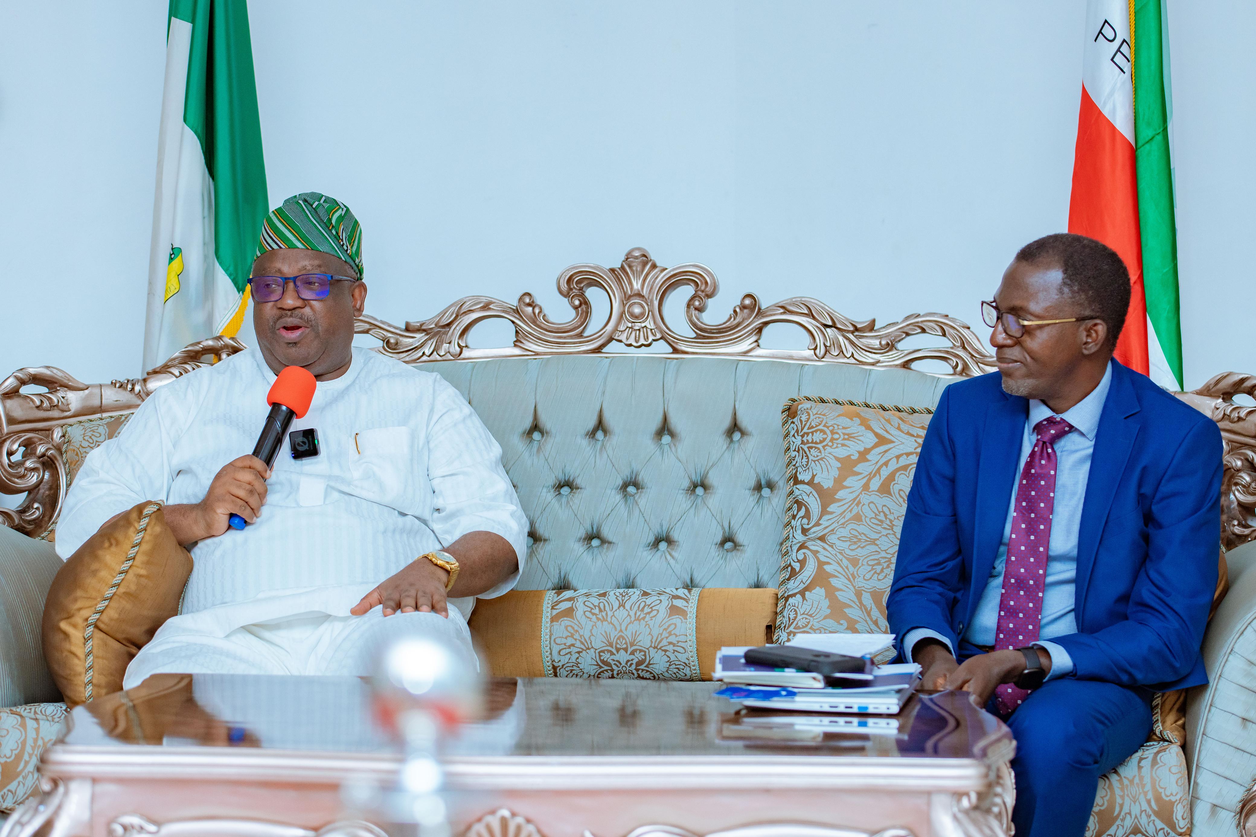 The Governor of Plateau State addressing and welcoming the International IDEA team to Plateau State.