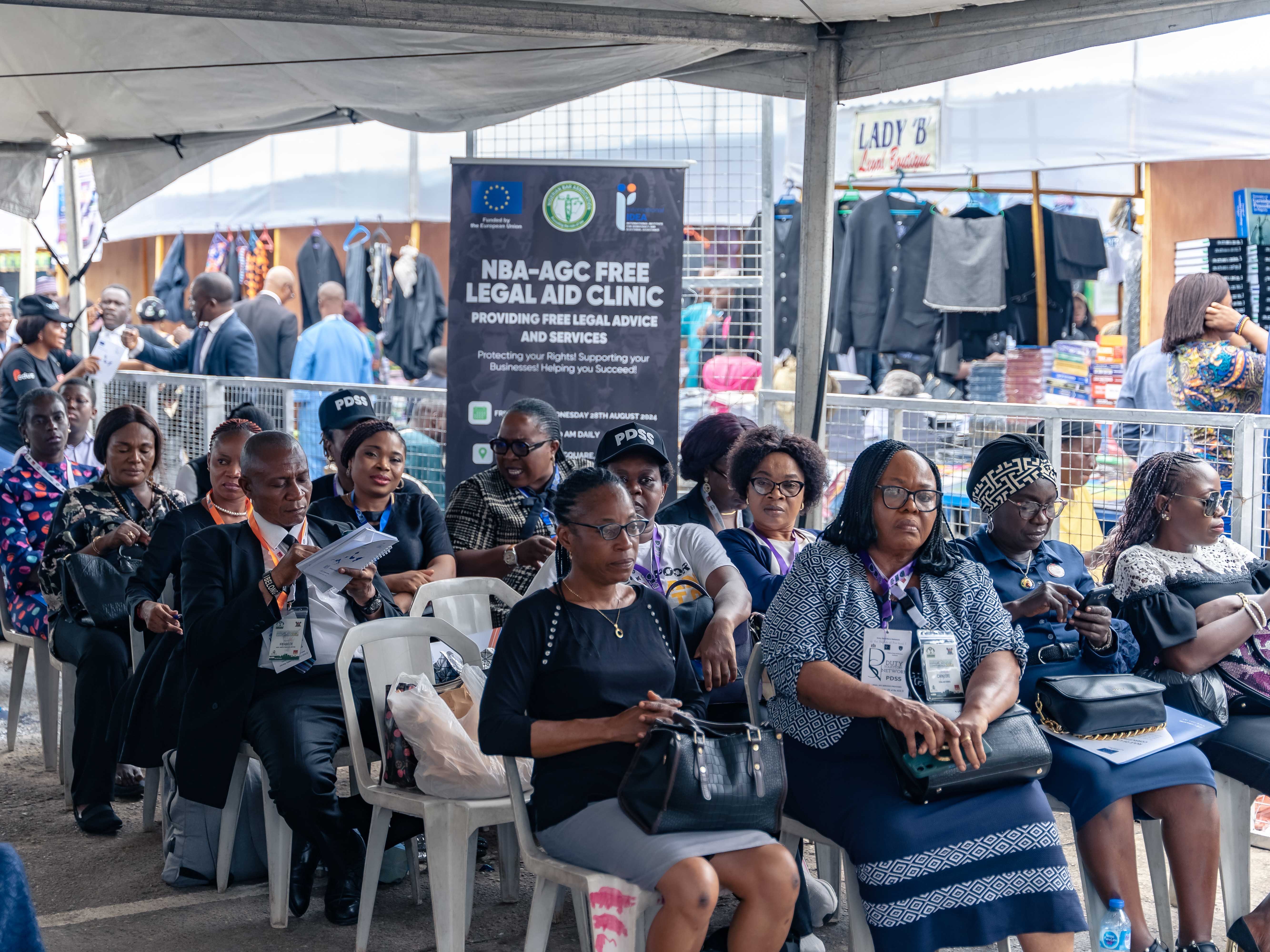 Local residents in the state of Lagos, Nigeria, await free legal aid during the Nigerian Bar Association’s Annual General Conference held from 23 to 28 August 2024. Credit: International IDEA