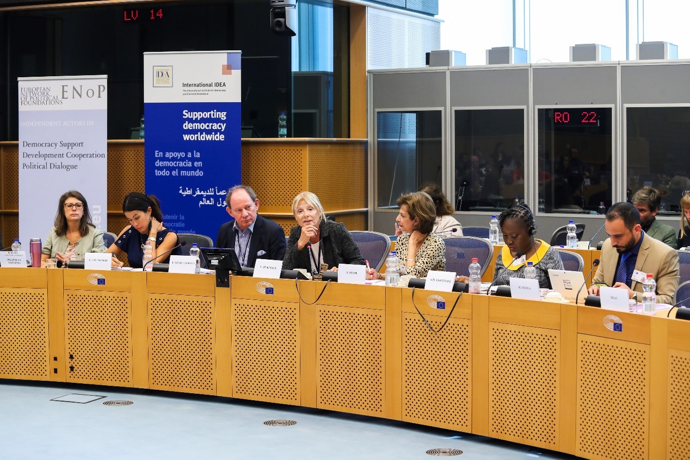 Photo: European Union From 3rd left, Edward McMillan-Scott, Véronique de Keyser, Shada Islam, Apolmida Haruna Tsammani and Mehdi Yehya