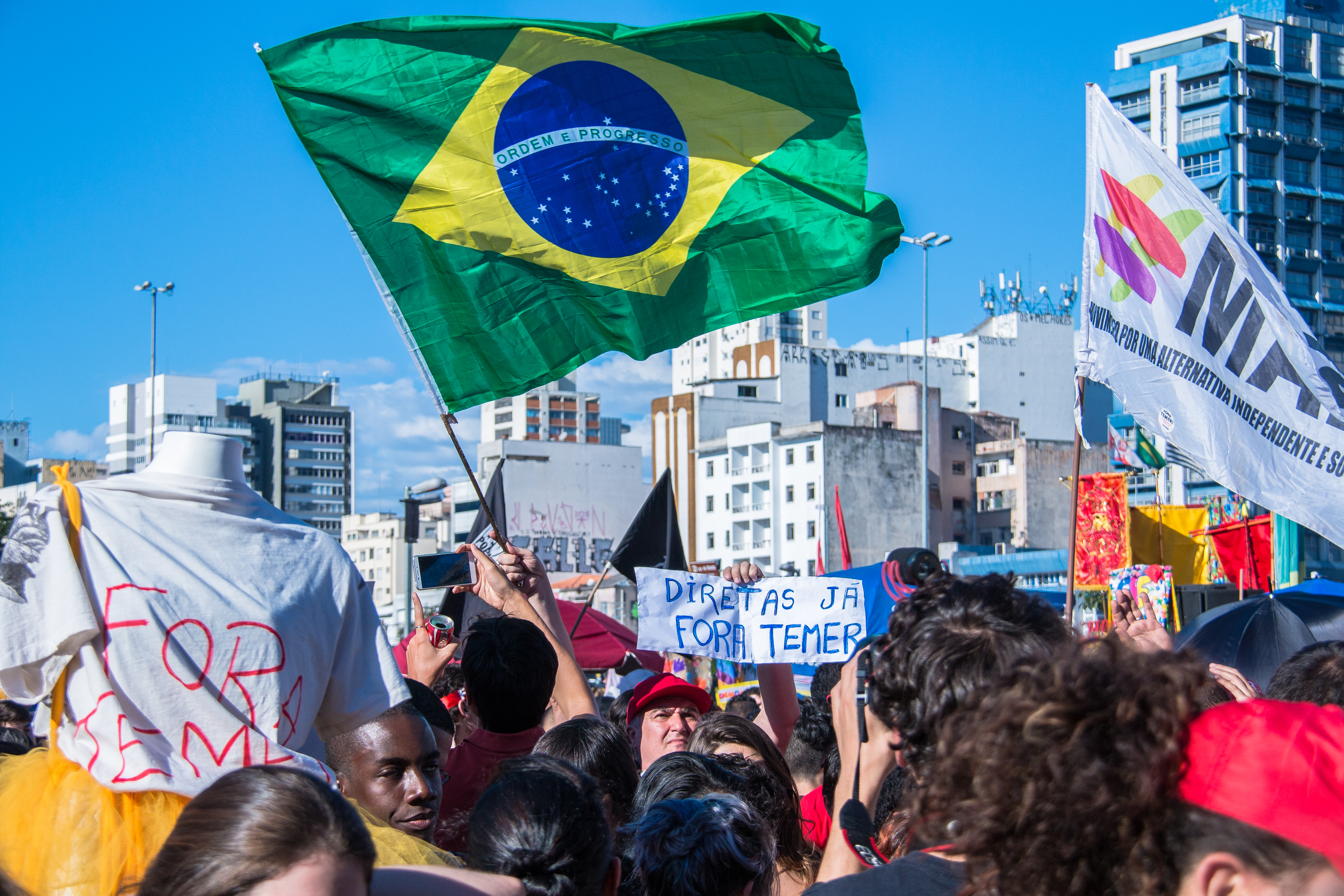 For most part of the year, Brazil has seen large number of citizen protests in light of the Lava Jato (“Car Wash”) scandal and the Odebrecht case (Photo Cretit: Márcio Motta)