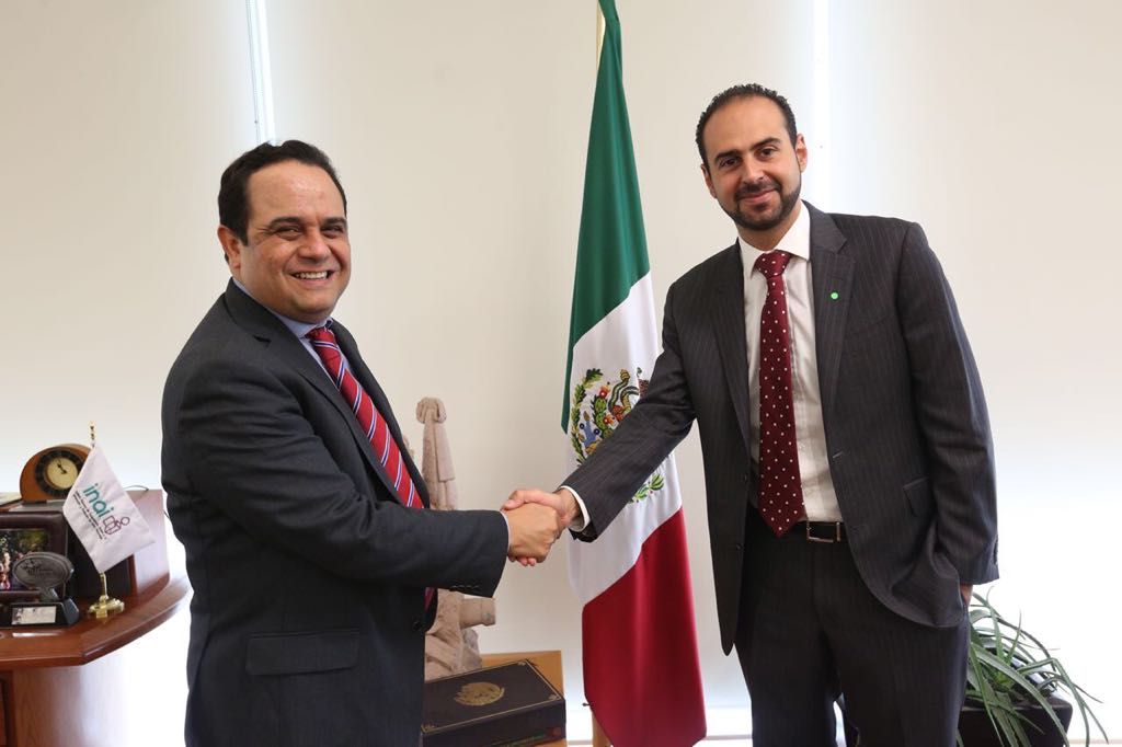 Dr Miguel Ángel Lara Otaola met with INAI's Commissioner President, Dr Francisco Javier Acuña. Image credit: International IDEA