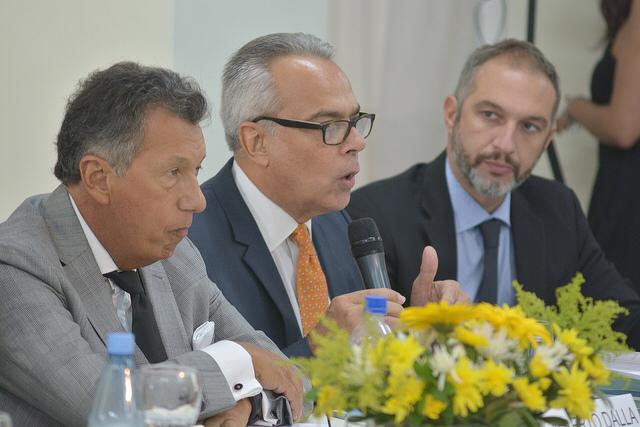 Daniel Zovatto, International IDEA’s Regional Director for the Latin America and the Caribbean, speaks about the risk of social media misuse. Photo credit: Argentine Council for International Relations