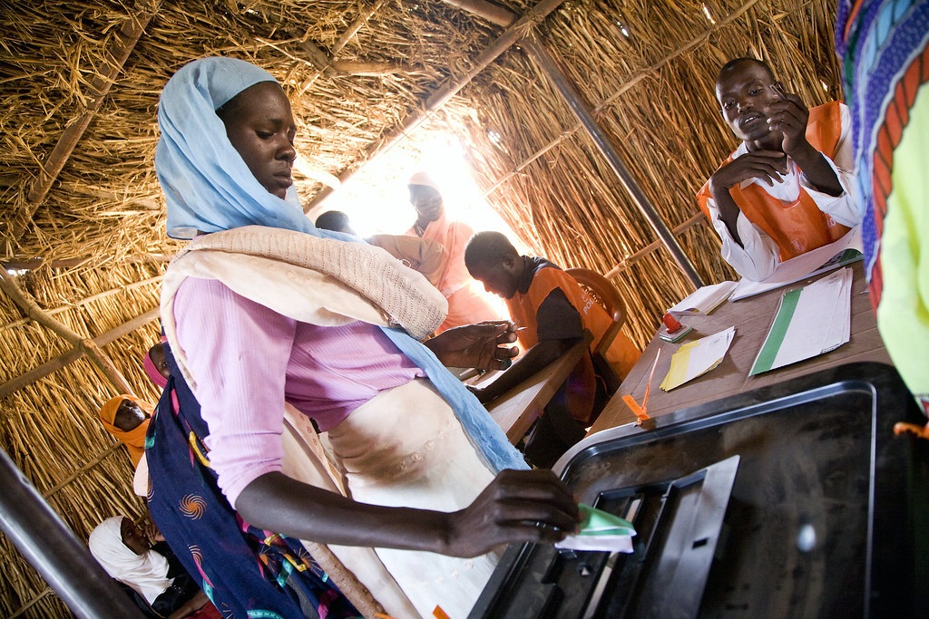 "North Darfur Woman Votes in Sudanese National Elections" by United Nations Photo is licensed under CC BY-NC-ND 2.0