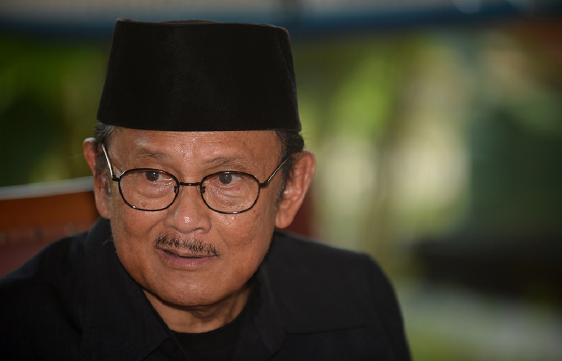 International IDEA remembers President B J Habibie s International IDEA remembers President B J Habibie s