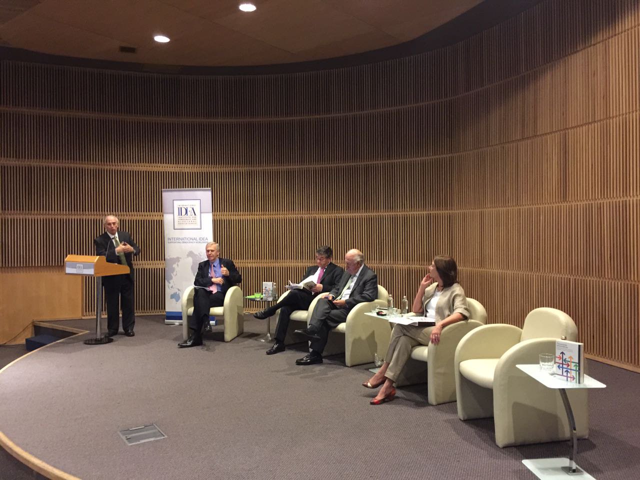 International IDEA Secretary-General Yves Leterme takes part in a panel discussion on democratic transitions in Santiago, Chile.