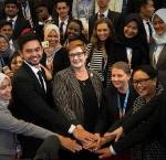 Australian MFA Marise Payne and Indonesian MFA Retno Marsudi with Bali Civil Society participants. Image credit: MFA Indonesia.