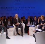 Panel de debate en el Foro Económico Mundial sobre América Latina 2017 en Argentina. Crédito foto: Foro Económico Mundial