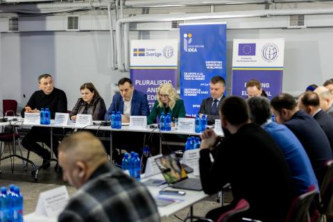 opening-remarks-moderation-hybrid-event-session