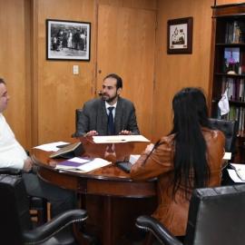 Miguel Angel Lara Otaola, Jefe de la Oficina para México y Centroamérica, se reunió con Yuri Beltrán Miranda (izquierda), consejero electoral del Instituto Electoral de la Ciudad de México, para explorar posibilidades de colaboración entre ambas instituciones y acompañamiento a los procesos de participación ciudadana en la Ciudad de México.