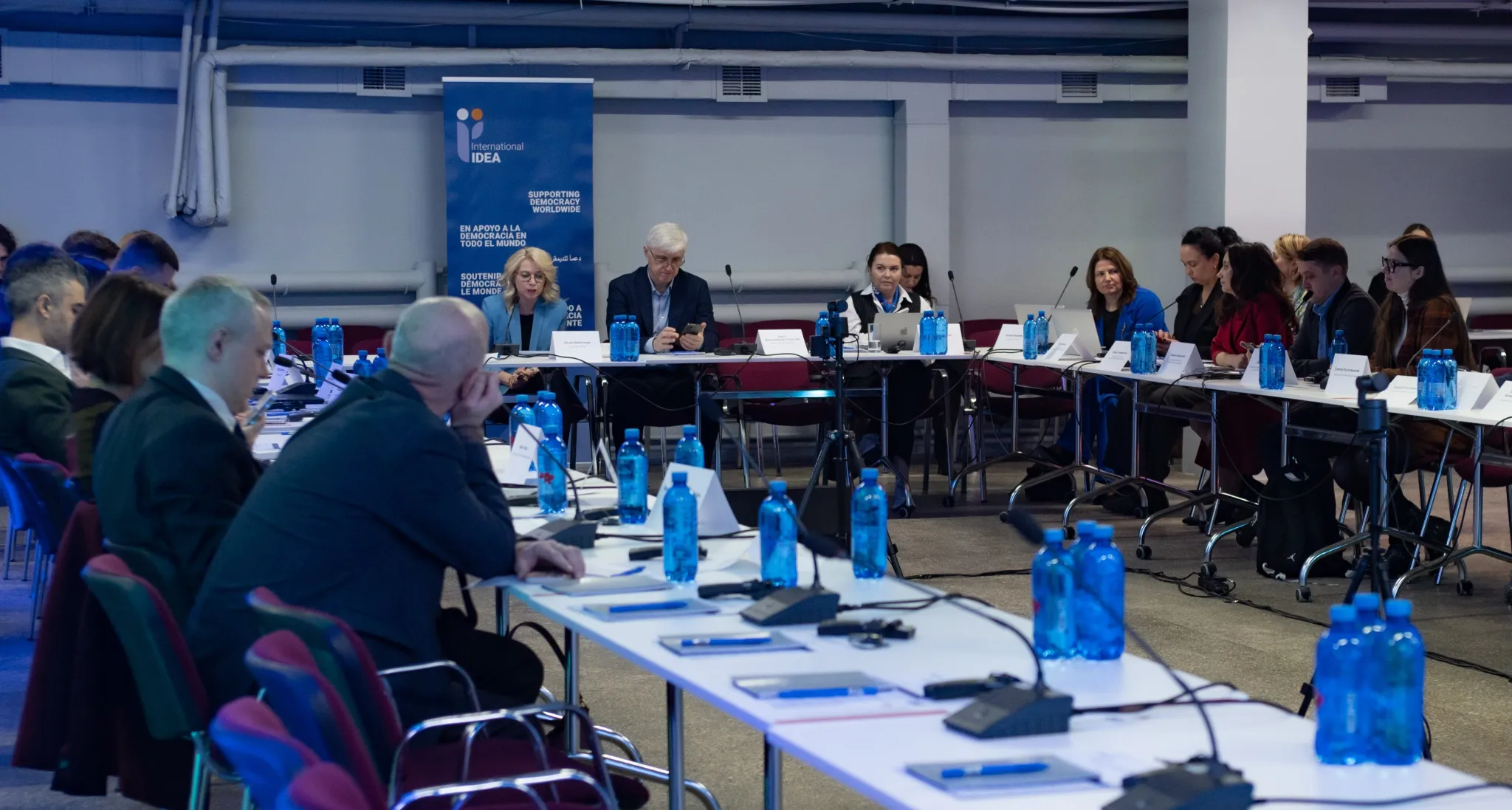 Ukraine discusses risks of virtual assets in political financing ahead of post war elections.