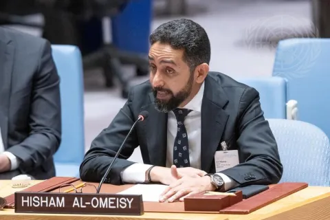 Hisham Al-Omeisy, Senior Yemen Advisor at the European Institute of Peace, briefs the Security Council meeting on the situation in the Middle East (Yemen)
