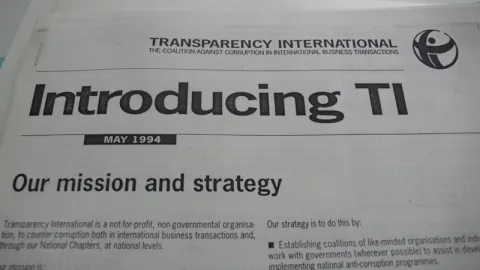 Newspaper article about Transparency International 