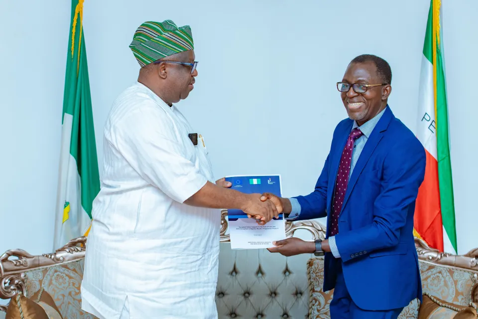 Mr Danladi Plang Presenting the RoLAC work plan to the Governor
