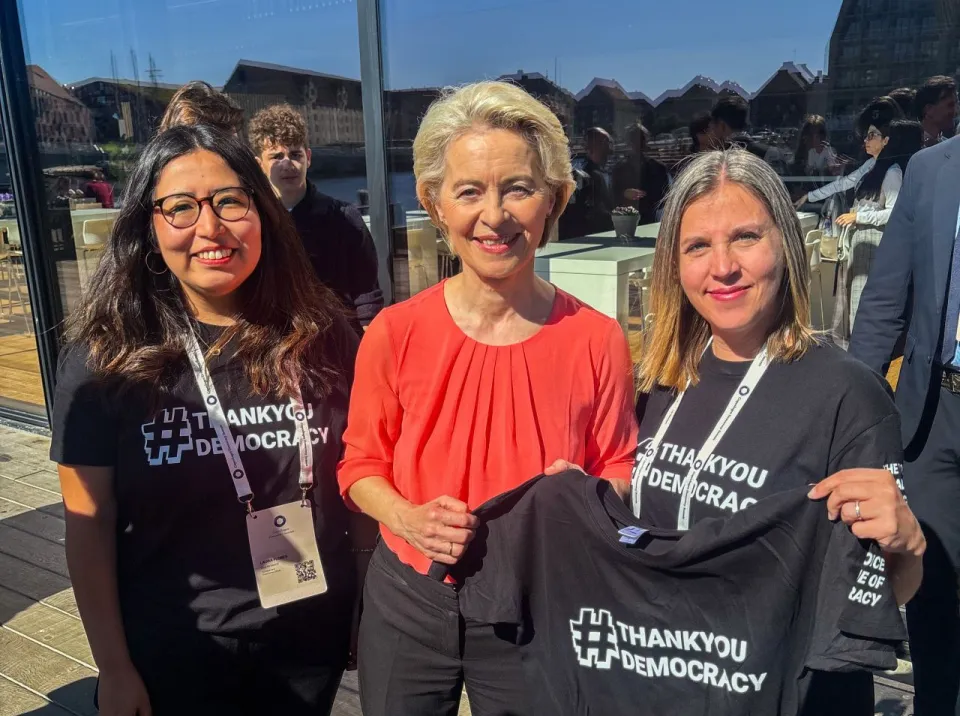 Ursula von der Leyen supporting the campaign
