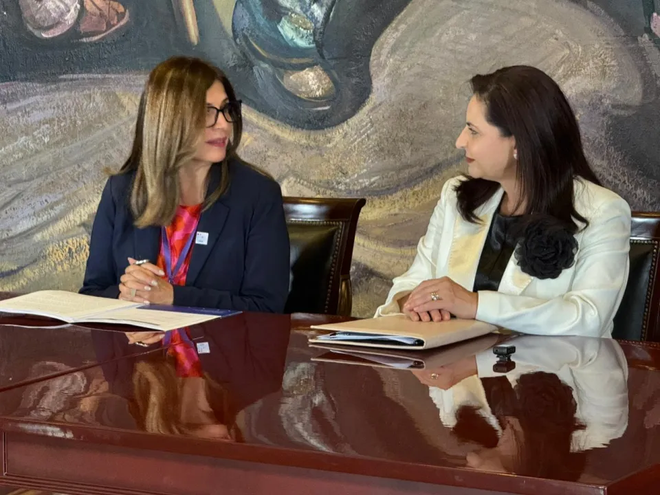 Marcela Ríos Tobar, Directora Regional para América Latina y el Caribe y Mónica Areli Soto Fregoso, Presidenta del Tribunal Electoral del Poder Judicial de la Federación de México (TEPJF).