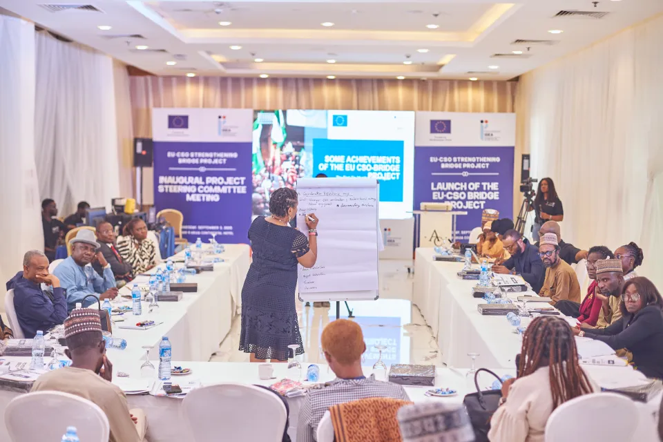 Members of the Project Steering Committee in a technical session during the meeting