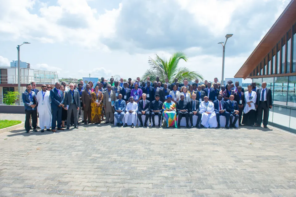 Group picture of the delegates at the Fourth Annual Retreat for Special Envoys and High Representatives for Regional Economic Communities in Africa, Dakar, Senegal, 14-16 September 2025.
