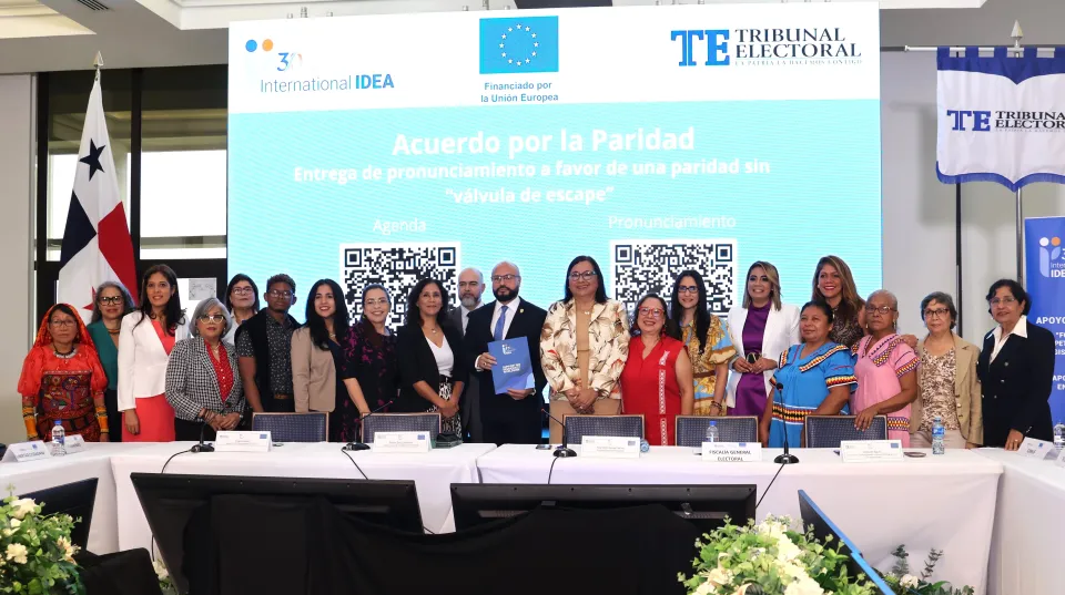Organizaciones entregan acuerdo por la paridad al Tribunal Electoral de Panamá