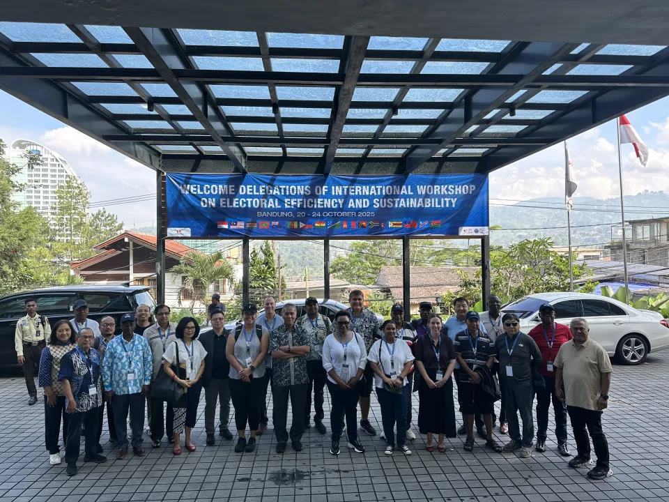 Group photo of Bandung conference participants
