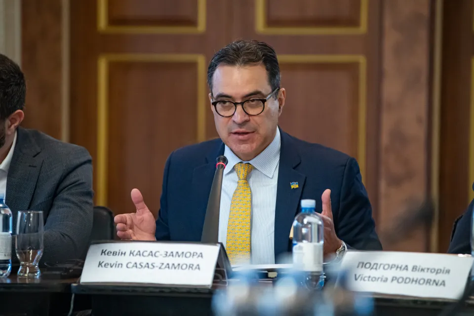 Dr Kevin Casas-Zamora, Secretary-General, International IDEA providing keynote remarks. 