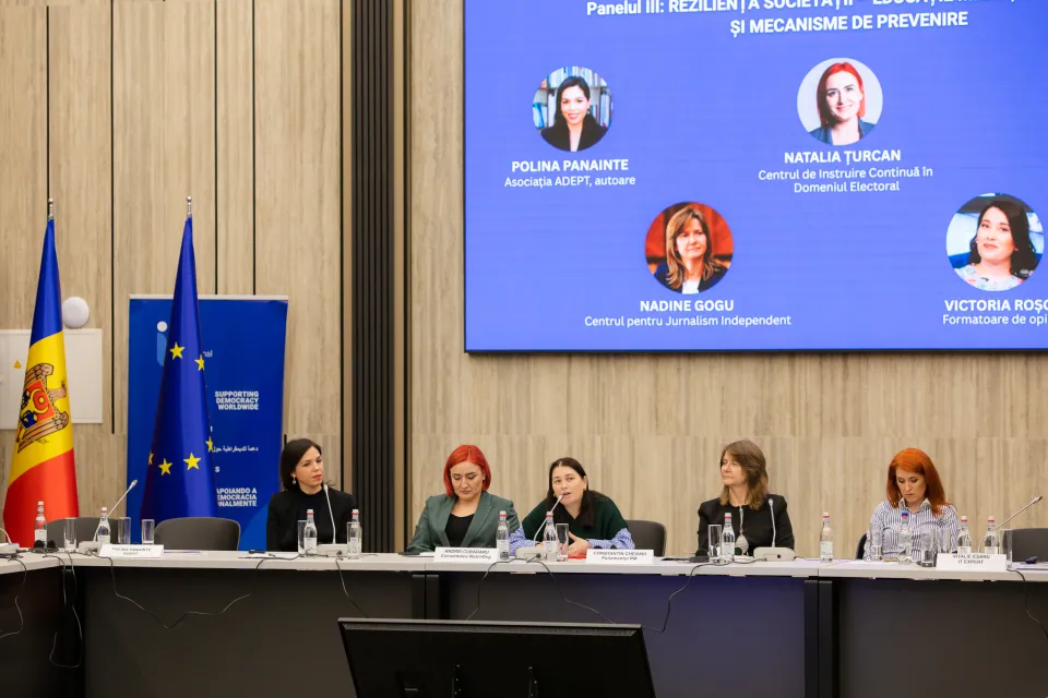 Polina Panainte, Natalia Țurcanu, Mariana Rață, Nadine Gogu, Victoria Roșca