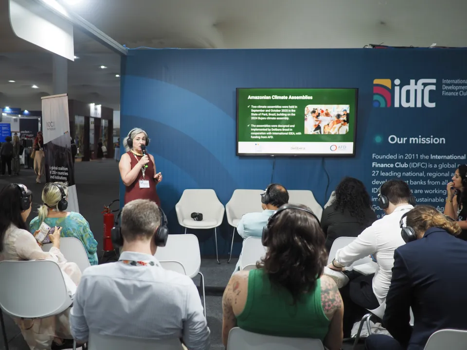 Silvia Cervellini speaking