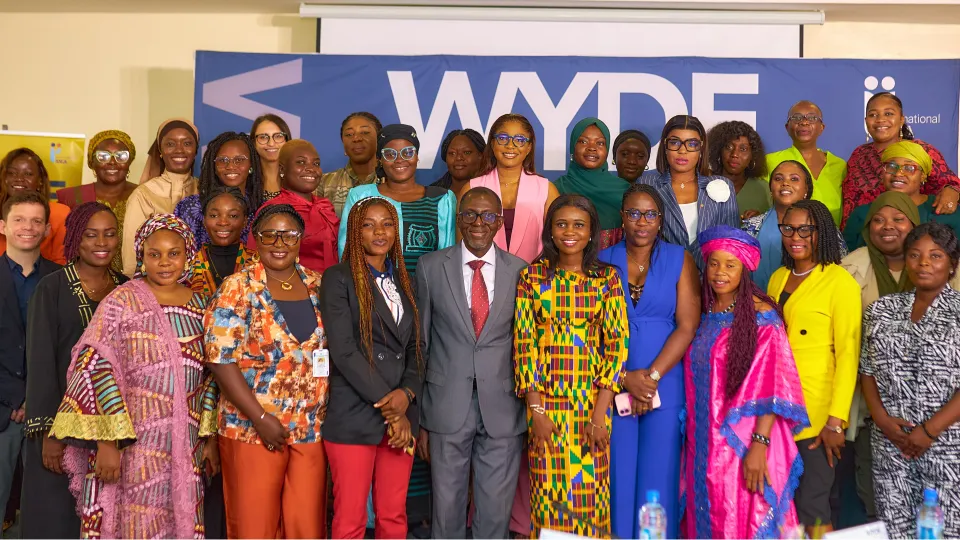 Group picture with the participants and moderators of the WYDE Women’s Leadership Initiative ECOWAS Young Women’s Empowerment Academy. Participants from Benin, Gabon, Ghana, Guinea-Bissau, Ivory Coast, Liberia, Nigeria, Sierra Leone, Senegal, Togo and The Gambia. 