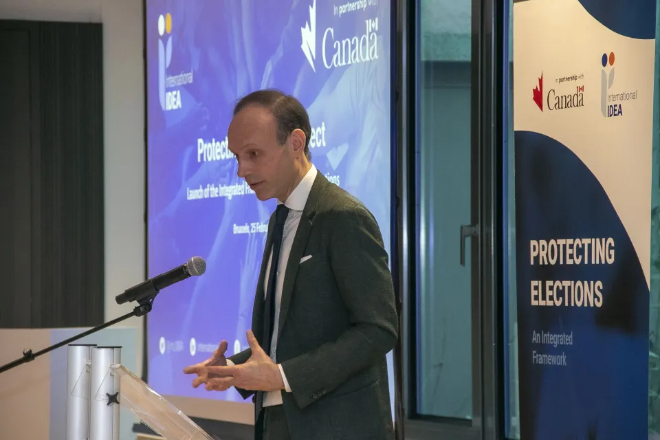 Welcoming remarks by Mr Sam van der Staak 