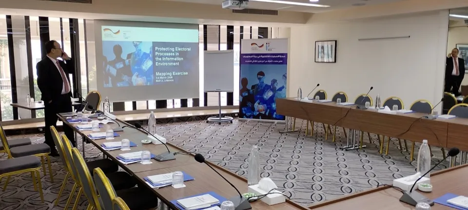 Image of the empty conference room in Beirut.