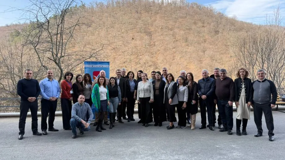 TEC members and CEC of Armenia trainers at the ERM training session in Dilijan, Armenia, photo of the CEC of Armenia. 