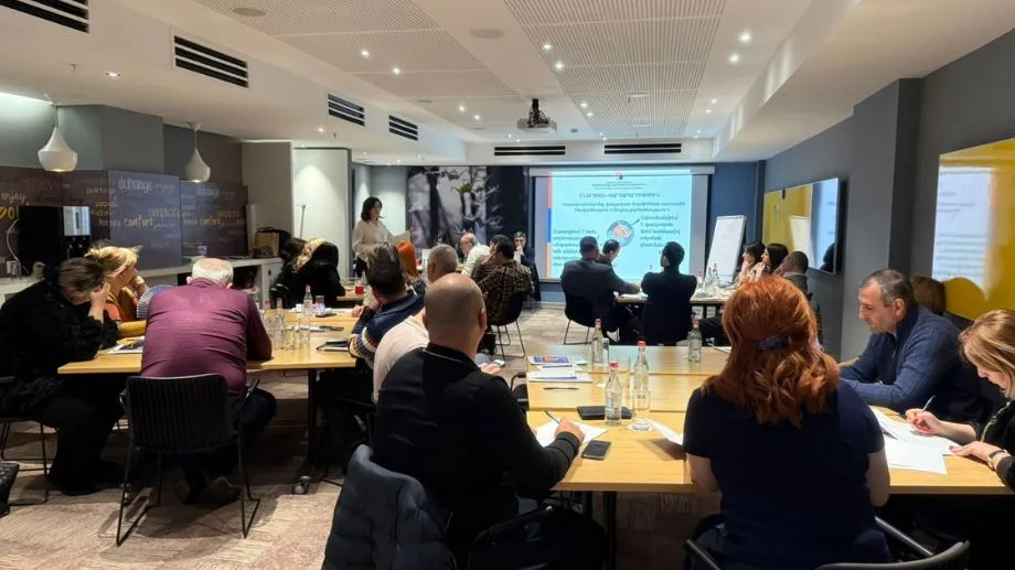 TEC members in Yerevan, Armenia listen to the Deputy Chairperson of the CEC of Armenia during the training session, photo of the CEC of Armenia.