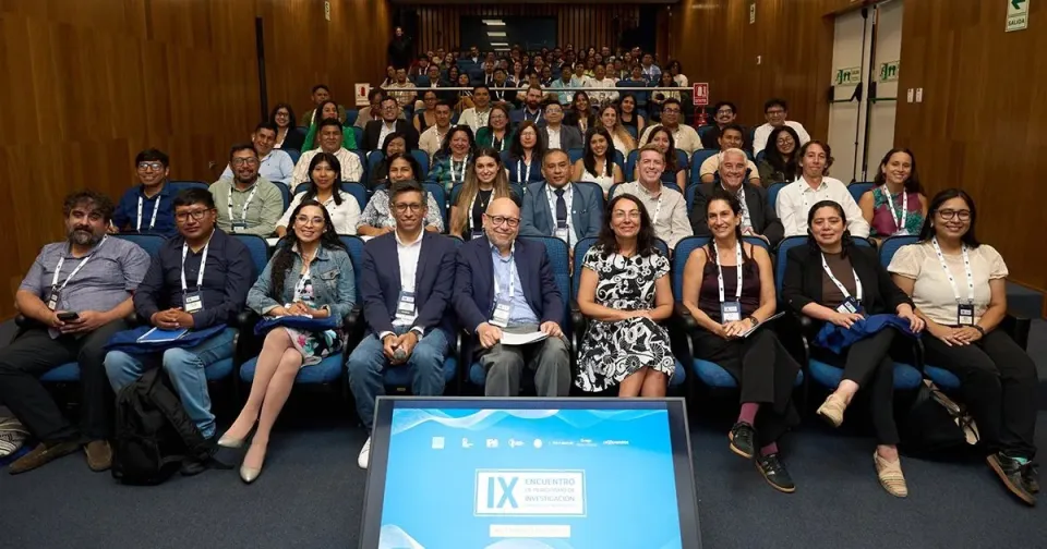 Democracia HOY - marzo y abril de 2026