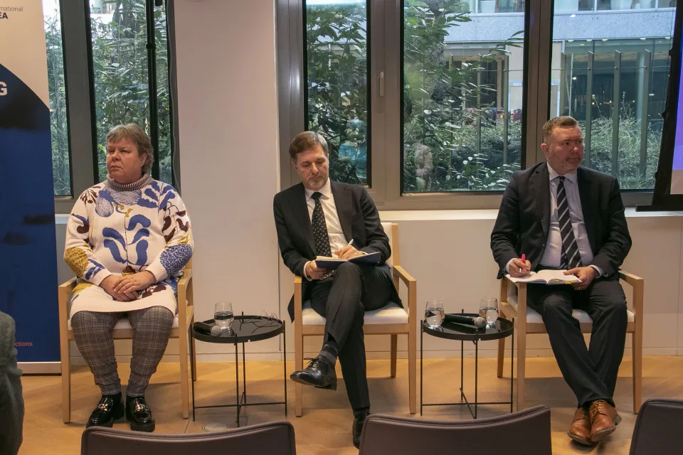 Päivi Nikander (Finish Expert), Sead Alihodzic (International IDEA) and Niklas Wilhelms (MoJ Finland) discuss next steps
