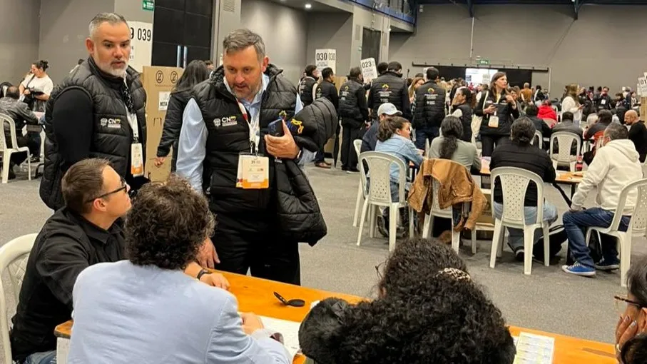 La jornada electoral transcurrió de manera pacífica, con una logística eficiente y evidencia de una preparación institucional rigurosa. 