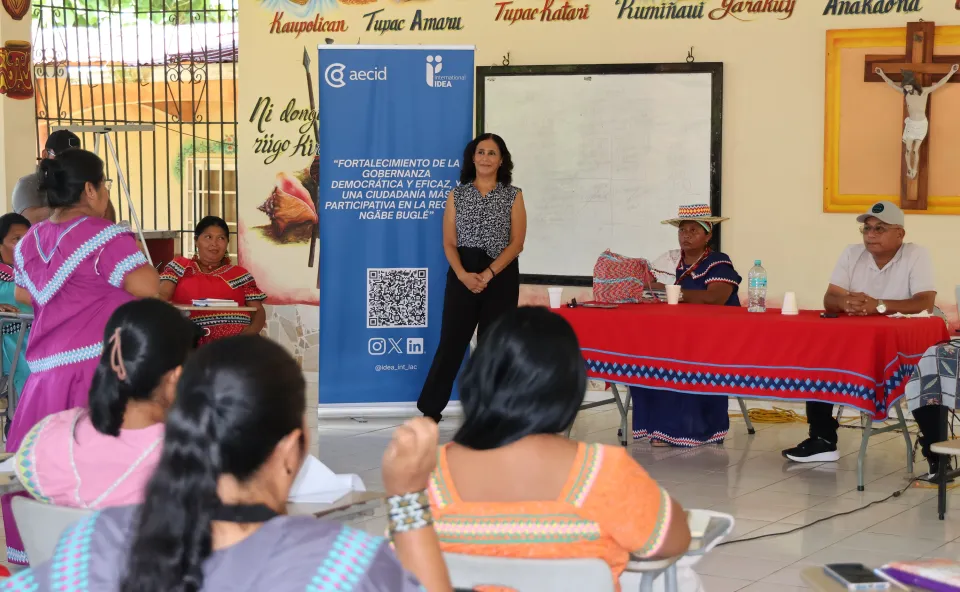 Alicia del Águila, manager of International IDEA’s Panama program, highlighted the current disparities faced by women in the region and in Latin America as a whole