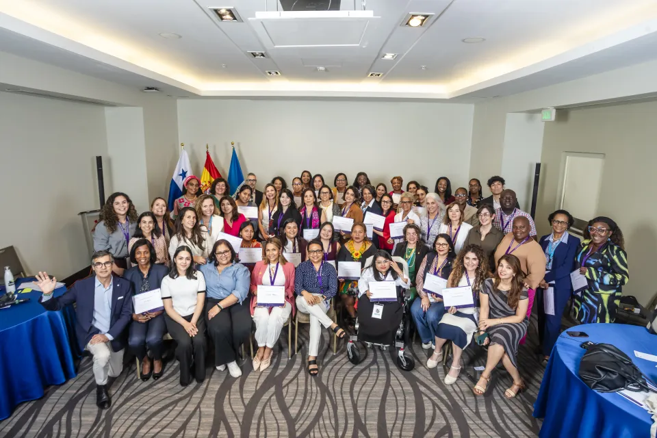 Participantes de la Academia Regional de Liderazgo de Mujeres en la Era Digital. Ciudad de Panamá, junio 2026. Foto: PNUD.