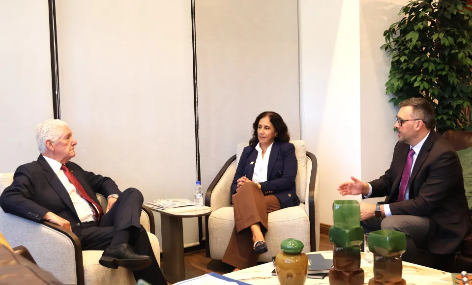 From left: Narciso Arellano Moreno, Presiding Magistrate of the Electoral Tribunal of Panama; Alicia del Águila, International IDEA’s Panama Programme Manager; and Nicolás Liendo, Programme Officer at the Institute’s Regional Office for Latin America and the Caribbean.