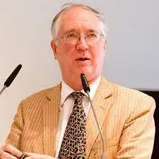 Dr Kevin Casas-Zamora