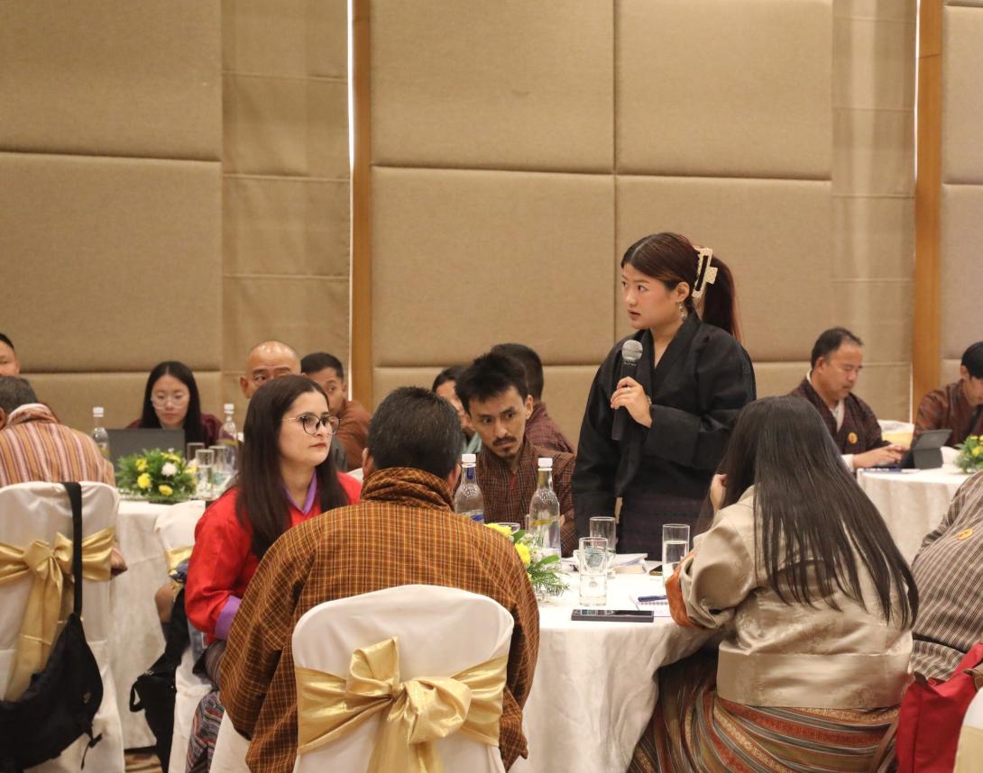 Media Symposium media representative