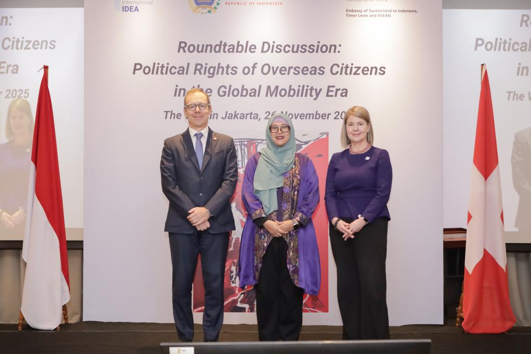 From left: Swiss Ambassador to Indonesia Olivier Zehnder, Director for Human Rights and the Migration Directorate at Indonesia’s Ministry of Foreign Affairs of the Republic of Indonesia Indah Nuria Savitri and International IDEA’s Regional Director for Asia and the Pacific, Leena Rikkilä Tamang. Photo: Arka Studio