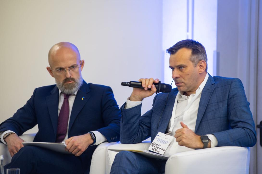 oleh-didenko-chairperson-of-the-central-election-commission-of-ukraine-to-the-right-and-oleksandr-karasevych-state-secretary-of-the-ministry-of-foreign-affairs-of-ukraine-to-the-left